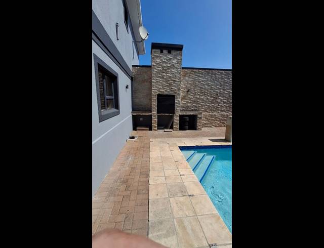 3 BEDROOM PROPERTY TO RENT IN PARKLANDS